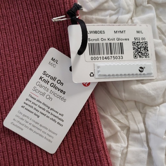 NWT LULULEMON Merino Wool Scroll On Tech Gloves!!! - Picture 2 of 2